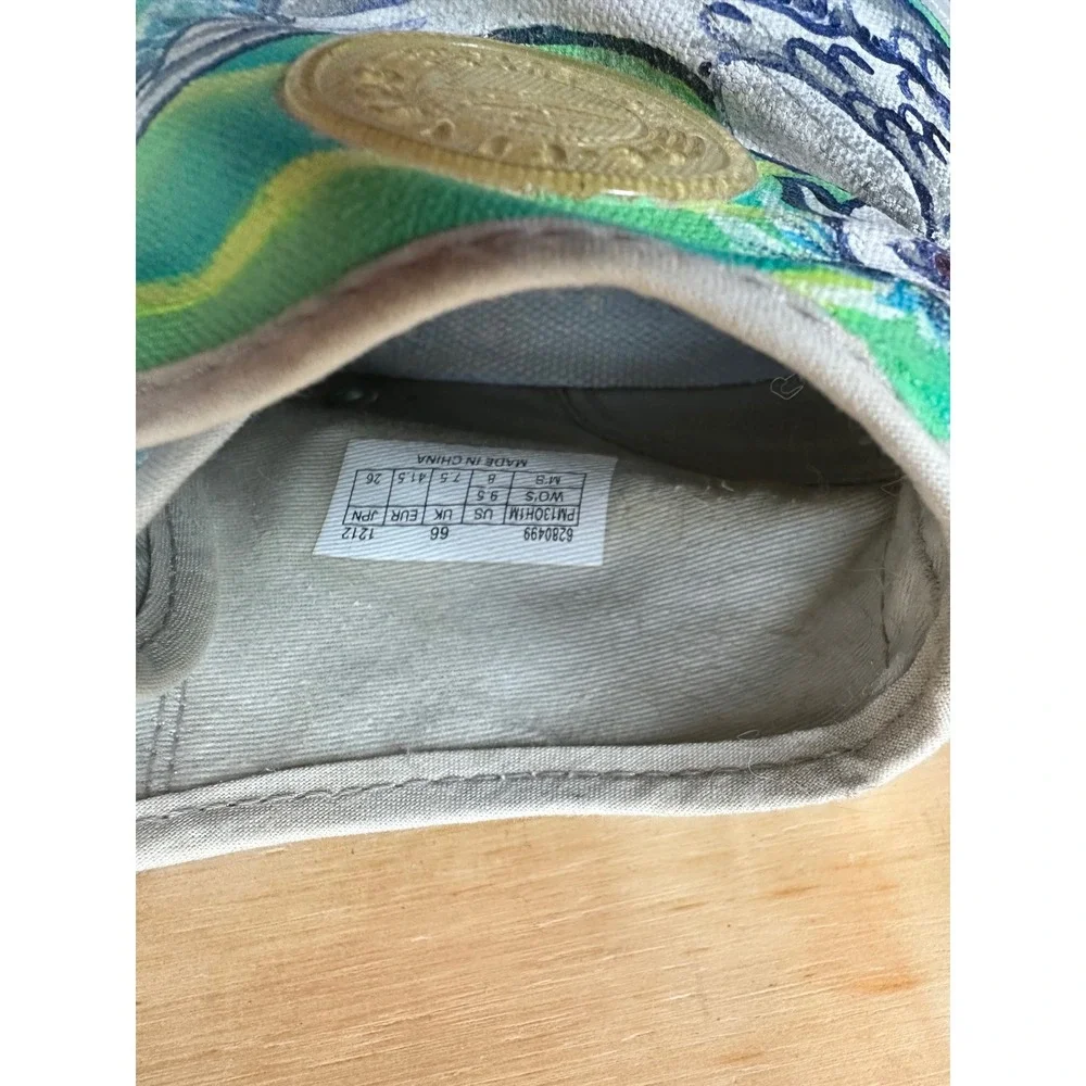 PF Flyers Center Hi Top Sneakers Women 9.5 Blue Green Koi Fish Wave Print Canvas